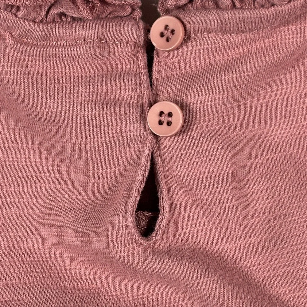 Tahari Baby Girls Dusty Rose Button Back Ruffle Neck‎ Top Shirt 24mo